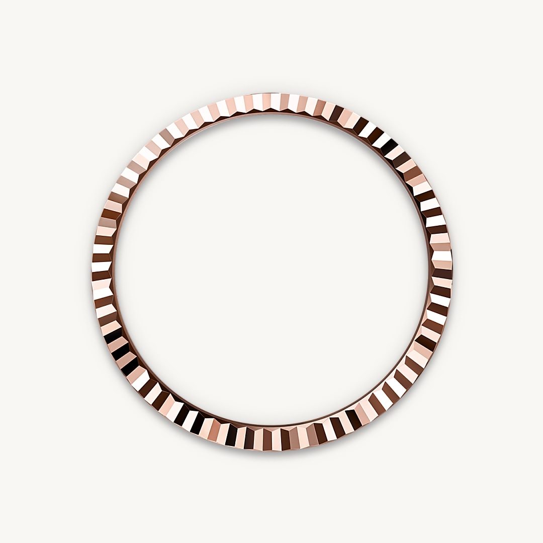 Fluted bezel