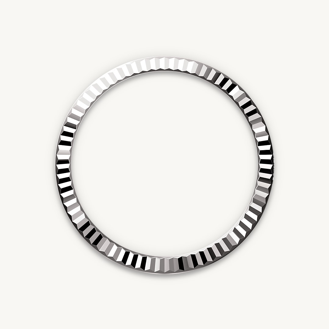 Fluted bezel