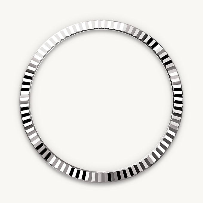 Fluted bezel