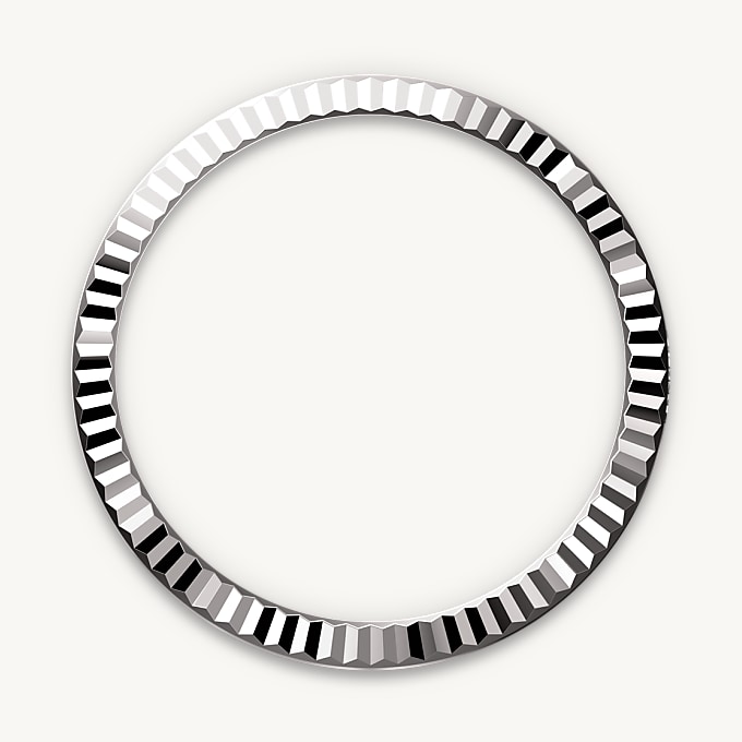 Fluted bezel