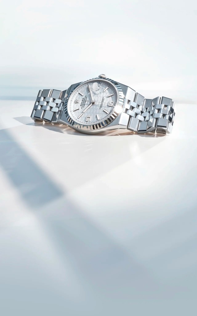 rolex land dweller m rvb x